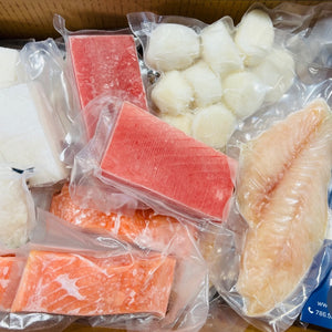 ¡Enloquecer! Caja de mariscos capturados en la naturaleza