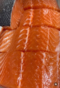 Salmón (Fresco / Congelado)